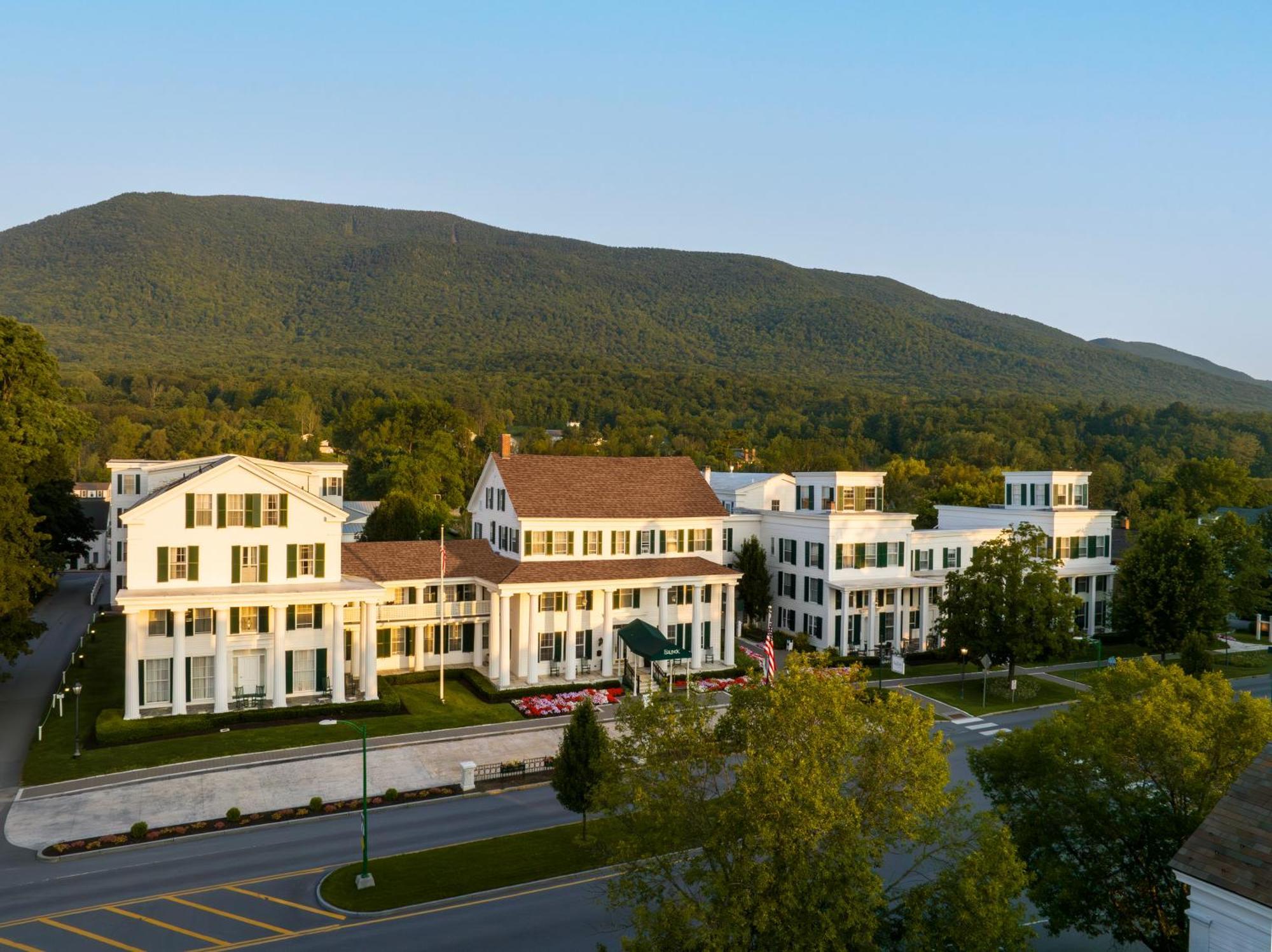 The Equinox Golf Resort & Spa Манчестер Экстерьер фото